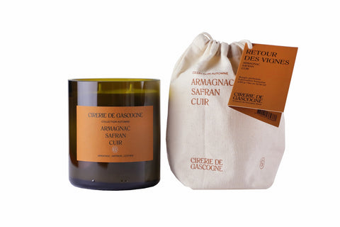 Armagnac -safran -cuir - coulée dans un "cul" de bouteille